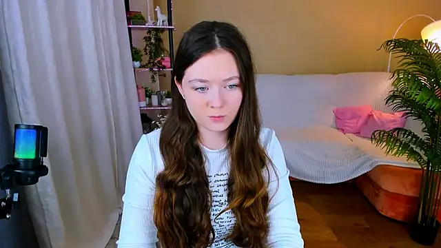 Snapshot of AlluringLookk chatting on 17, 10, 2025 AlluringLookk online show from 17, 10, 2025