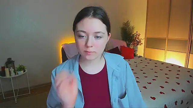 AlluringLookk online show from 17, 5, 2026