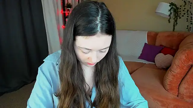 AlluringLookk online show from 20, 5, 2026