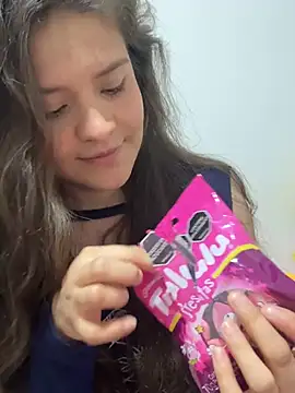 Emilyybennet  online show from 18, 4, 2026