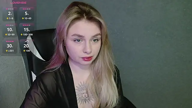 AngelicaHollywood online show from 12, 10, 2025