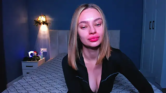 Snapshot of OliviaReece chatting on 8, 1, 2026 OliviaReece online show from 8, 1, 2026