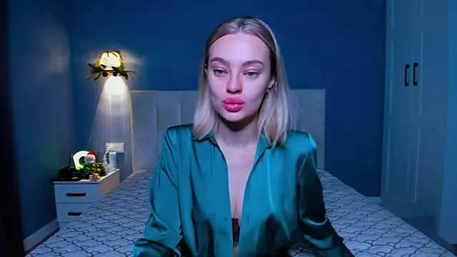 Snapshot of OliviaReece chatting on 13, 1, 2026 OliviaReece online show from 13, 1, 2026