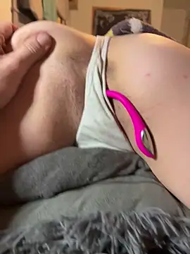 Snapshot of heycutie18 chatting on 24, 10, 2025 heycutie18 online show from 24, 10, 2025