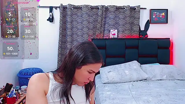 Azley sweet online show from 18, 2, 2026