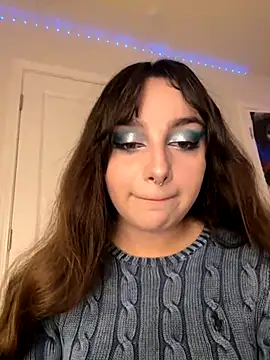 CharmingMaddie online show from 12, 9, 2025