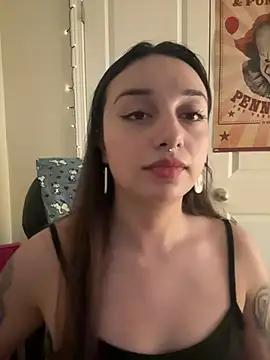 CharmingMaddie online show from 5, 2, 2026