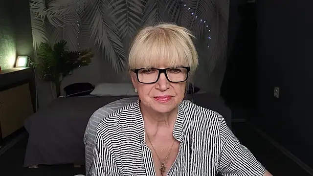 Snapshot of Sabina_Ros chatting on 26, 9, 2025 Sabina Ros online show from 26, 9, 2025