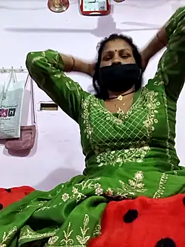 Snapshot of Love-pari077 chatting on 23, 2, 2026 Love-pari077 online show from 23, 2, 2026