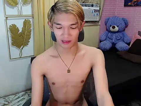 fuckerfriendsxx online show from 17, 5, 2026