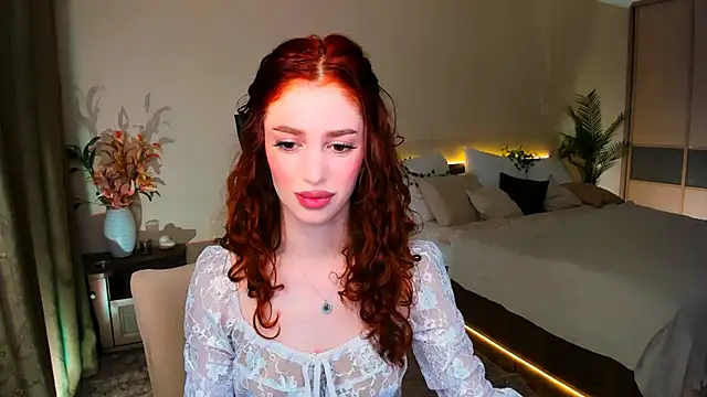 ChristinaConteeree online show from 22, 10, 2025