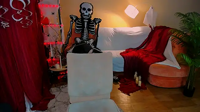 Snapshot of ChristinaConteeree chatting on 29, 10, 2025 ChristinaConteeree online show from 29, 10, 2025