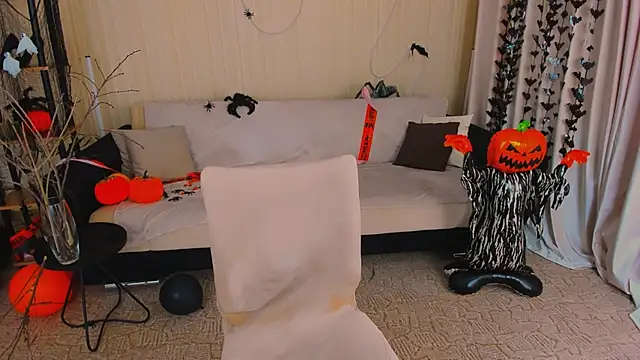 Snapshot of ChristinaConteeree chatting on 3, 11, 2025 ChristinaConteeree online show from 3, 11, 2025