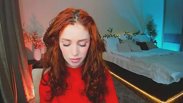 Snapshot of ChristinaConteeree chatting on 10, 11, 2025 ChristinaConteeree online show from 10, 11, 2025