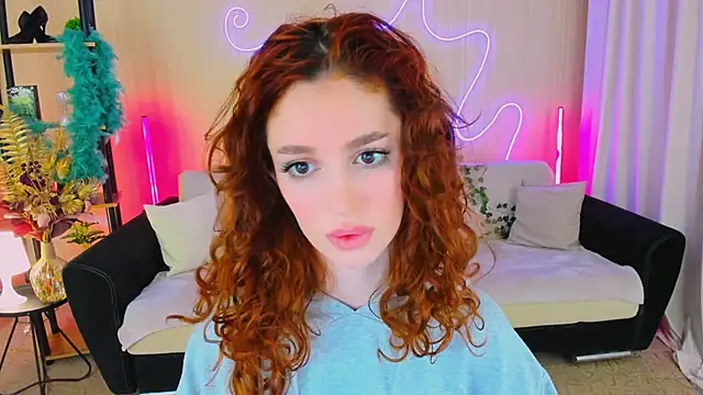 Snapshot of ChristinaConteeree chatting on 18, 11, 2025 ChristinaConteeree online show from 18, 11, 2025