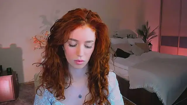 Snapshot of ChristinaConteeree chatting on 24, 11, 2025 ChristinaConteeree online show from 24, 11, 2025