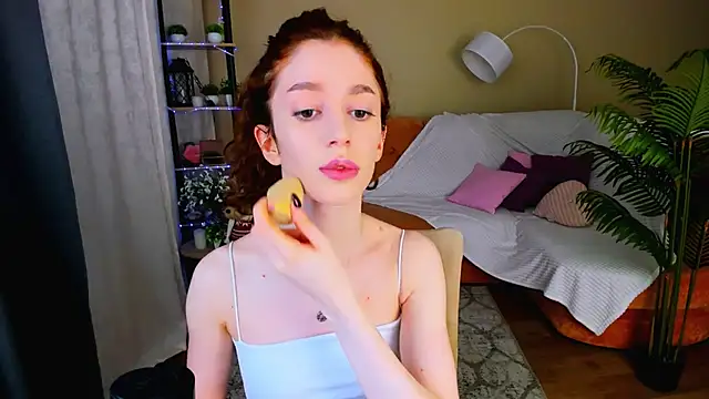 Snapshot of ChristinaConteeree chatting on 5, 12, 2025 ChristinaConteeree online show from 5, 12, 2025