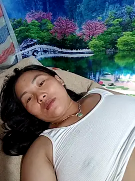 Love-Ly99 online show from 13, 9, 2025