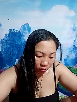 Love-Ly99 online show from 2, 10, 2025