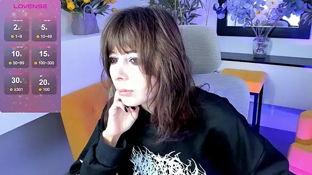 CrystallBloom online show from 10, 10, 2025