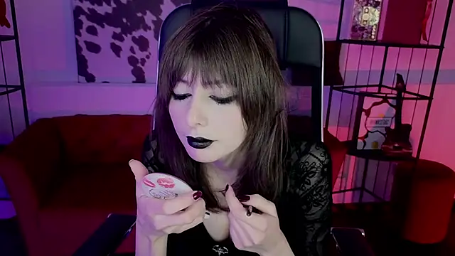 Snapshot of CrystallBloom chatting on 14, 2, 2026 CrystallBloom online show from 14, 2, 2026