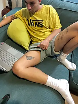 darkdecide online show from 28, 11, 2025