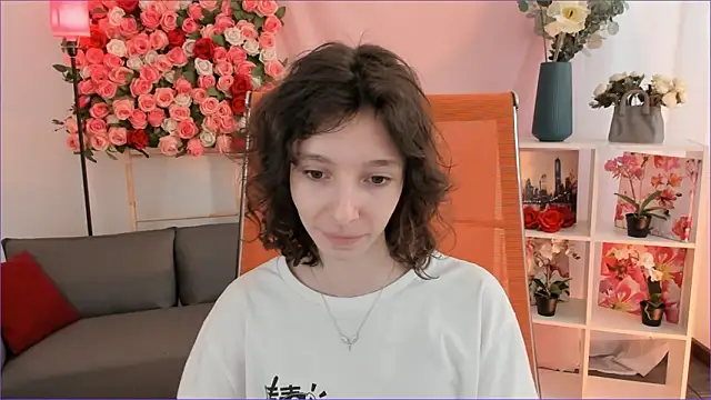 Snapshot of EmmanuellBrown chatting on 15, 2, 2026 EmmanuellBrown online show from 15, 2, 2026