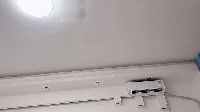 xiaojie2563 online show from 6, 10, 2025