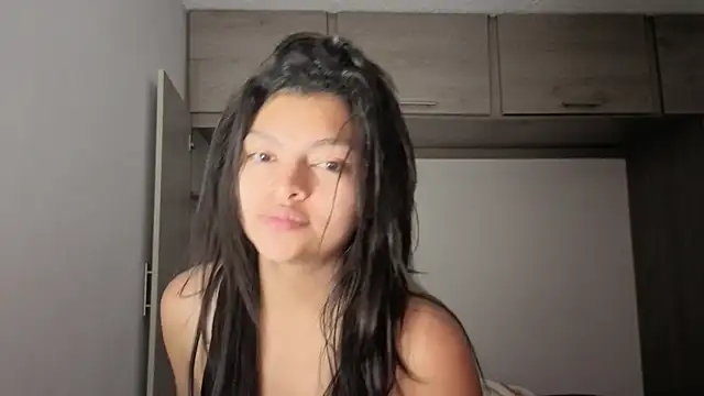 Candela    online show from 6, 11, 2025