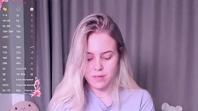 Snapshot of AngelAnty chatting on 20, 10, 2025 AngelAnty online show from 20, 10, 2025