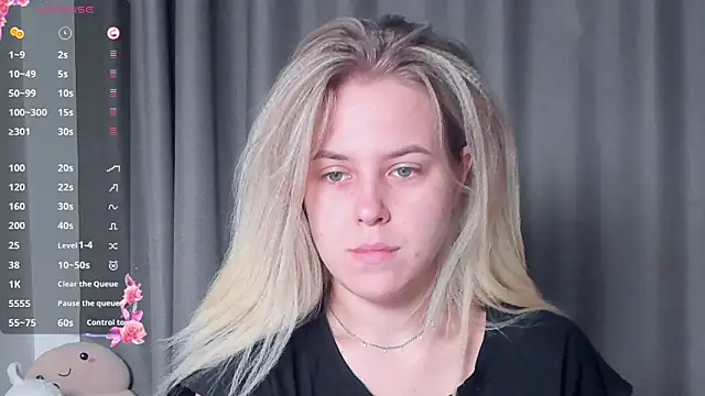 Snapshot of AngelAnty chatting on 30, 10, 2025 AngelAnty online show from 30, 10, 2025