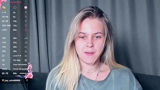 Snapshot of AngelAnty chatting on 24, 11, 2025 AngelAnty online show from 24, 11, 2025