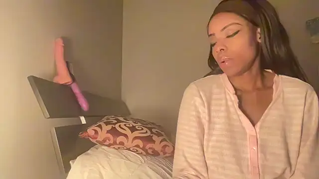 Peachyz69 online show from 11, 5, 2026