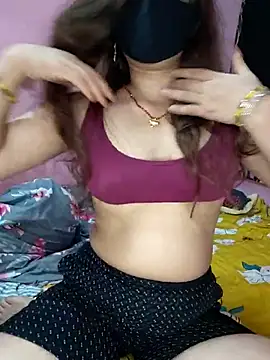 hiddennisha online show from 8, 4, 2026