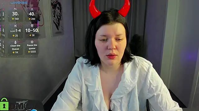 Snapshot of Michele_Greenn chatting on 22, 10, 2025 Michele Greenn online show from 22, 10, 2025