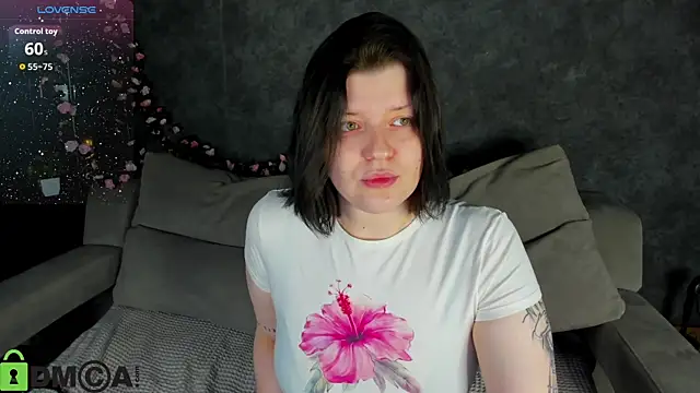 Snapshot of Michele_Greenn chatting on 24, 10, 2025 Michele Greenn online show from 24, 10, 2025