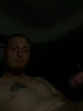 Snapshot of BIGxRED chatting on 19, 9, 2025 BIGxRED online show from 19, 9, 2025