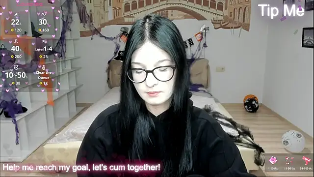 Snapshot of AlicaMoons chatting on 31, 10, 2025 AlicaMoons online show from 31, 10, 2025