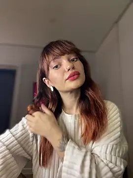 SaraLow online show from 23, 11, 2025