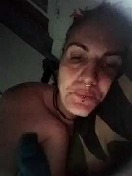 est 82 online show from 1, 10, 2025