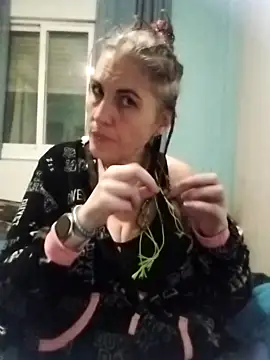 est 82 online show from 7, 11, 2025