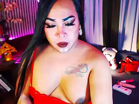 Snapshot of CumFactoryLuna chatting on 6, 3, 2026 CumFactoryLuna online show from 6, 3, 2026