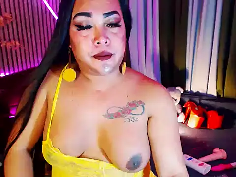 Snapshot of CumFactoryLuna chatting on 9, 3, 2026 CumFactoryLuna online show from 9, 3, 2026