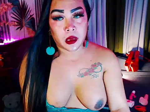 Snapshot of CumFactoryLuna chatting on 10, 3, 2026 CumFactoryLuna online show from 10, 3, 2026