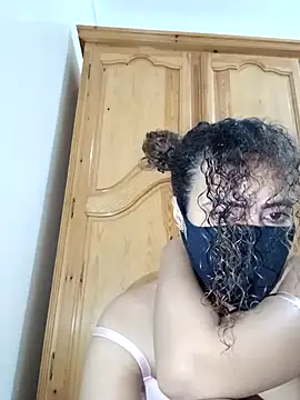 Snapshot of ghadiraa chatting on 11, 10, 2025 ghadiraa online show from 11, 10, 2025