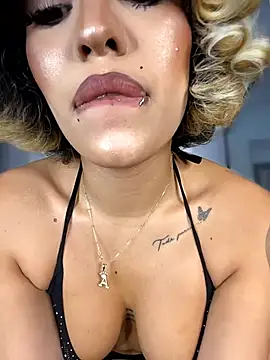 MystiqueXXX online show from 20, 2, 2026