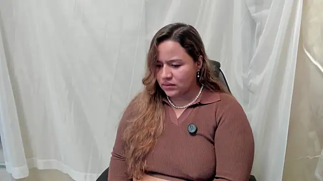 ElaBourn  online show from 24, 3, 2026