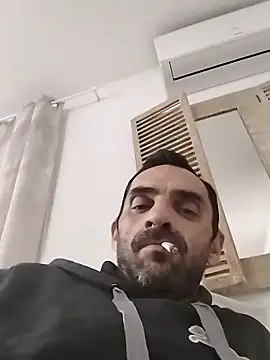 hotmen83 online show from 3, 10, 2025