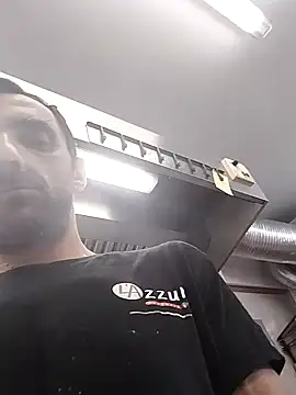 hotmen83 online show from 7, 10, 2025