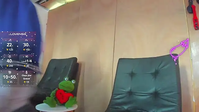 spicy adonhis online show from 3, 10, 2025